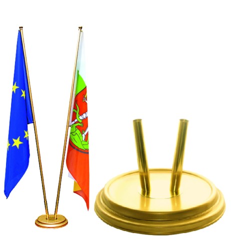 Flaggenstaender zweifach  gold mit zwei stangen mit flaggen